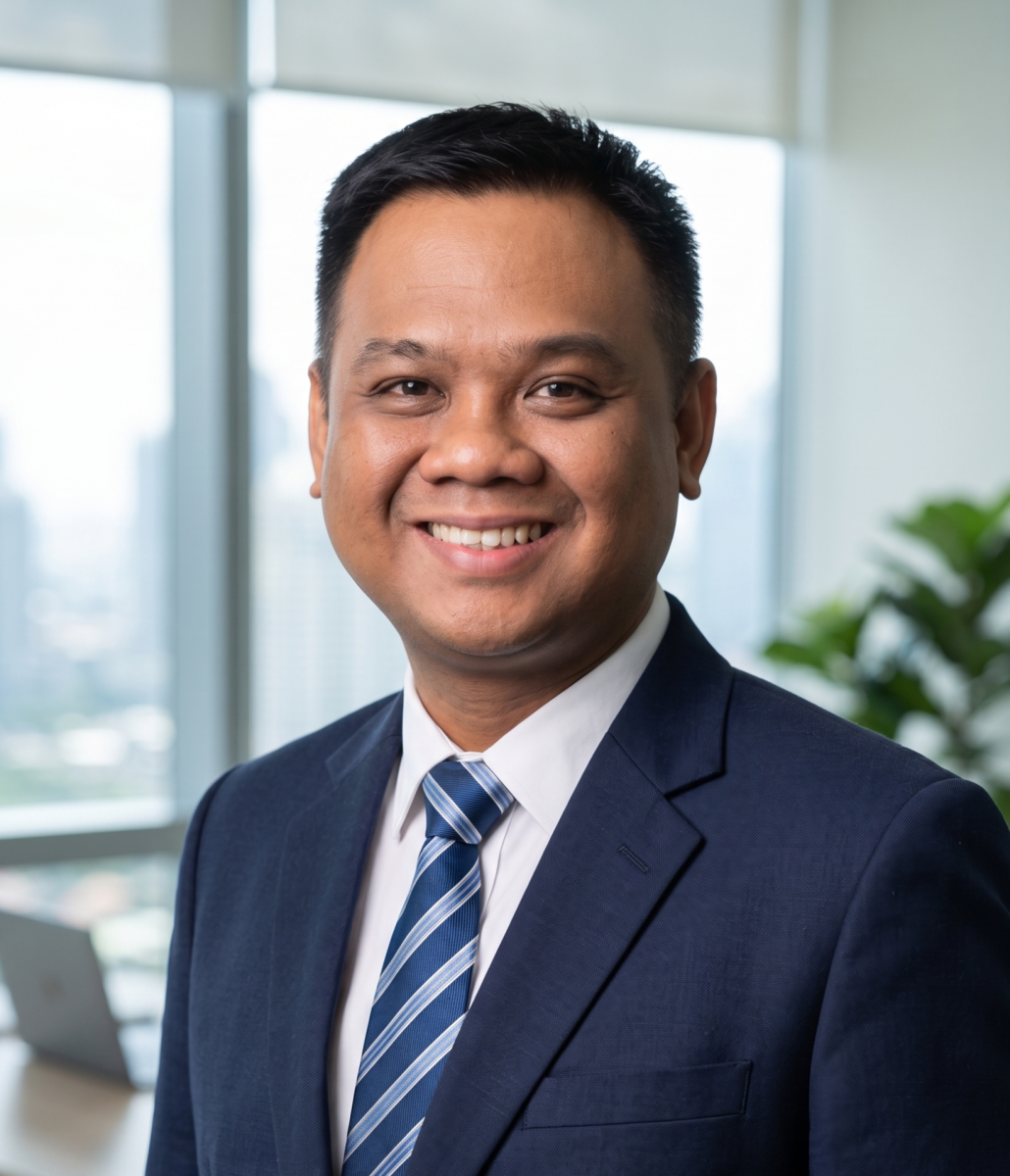Ông Hà Hồ Anh