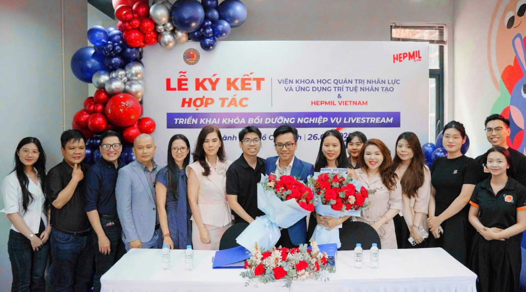 IHRAI và Công ty TNHH HEPMIL Việt Nam ký kết hợp tác triển khai Chương trình Bồi dưỡng nghiệp vụ Livestream