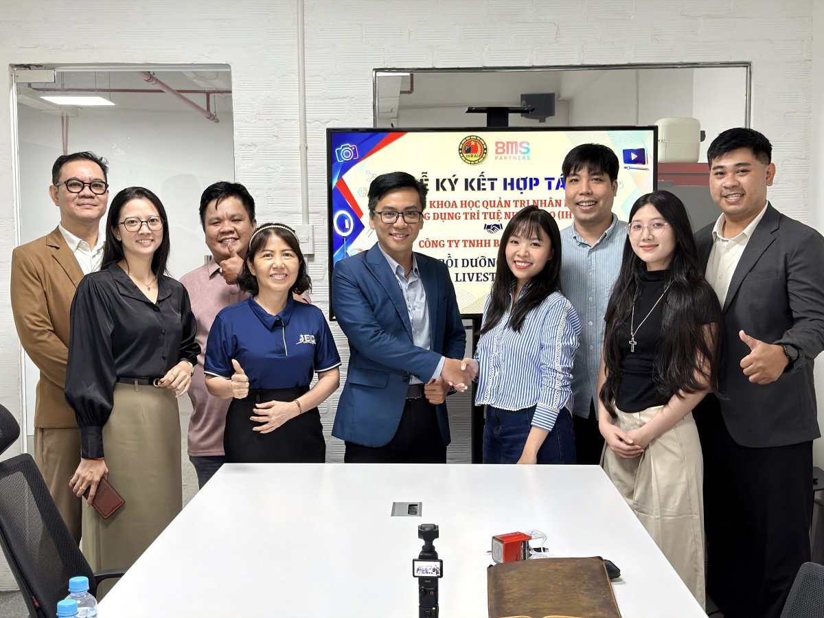 IHRAI cùng Công ty TNHH BMS Partners và Công ty TNHH Enalyn ký kết hợp tác triển khai Chương trình Bồi dưỡng nghiệp vụ Livestream