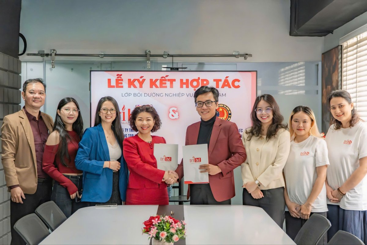 IHRAI và TRÍ HD ASIA ký kết hợp tác triển khai Chương trình Bồi dưỡng nghiệp vụ Livestream