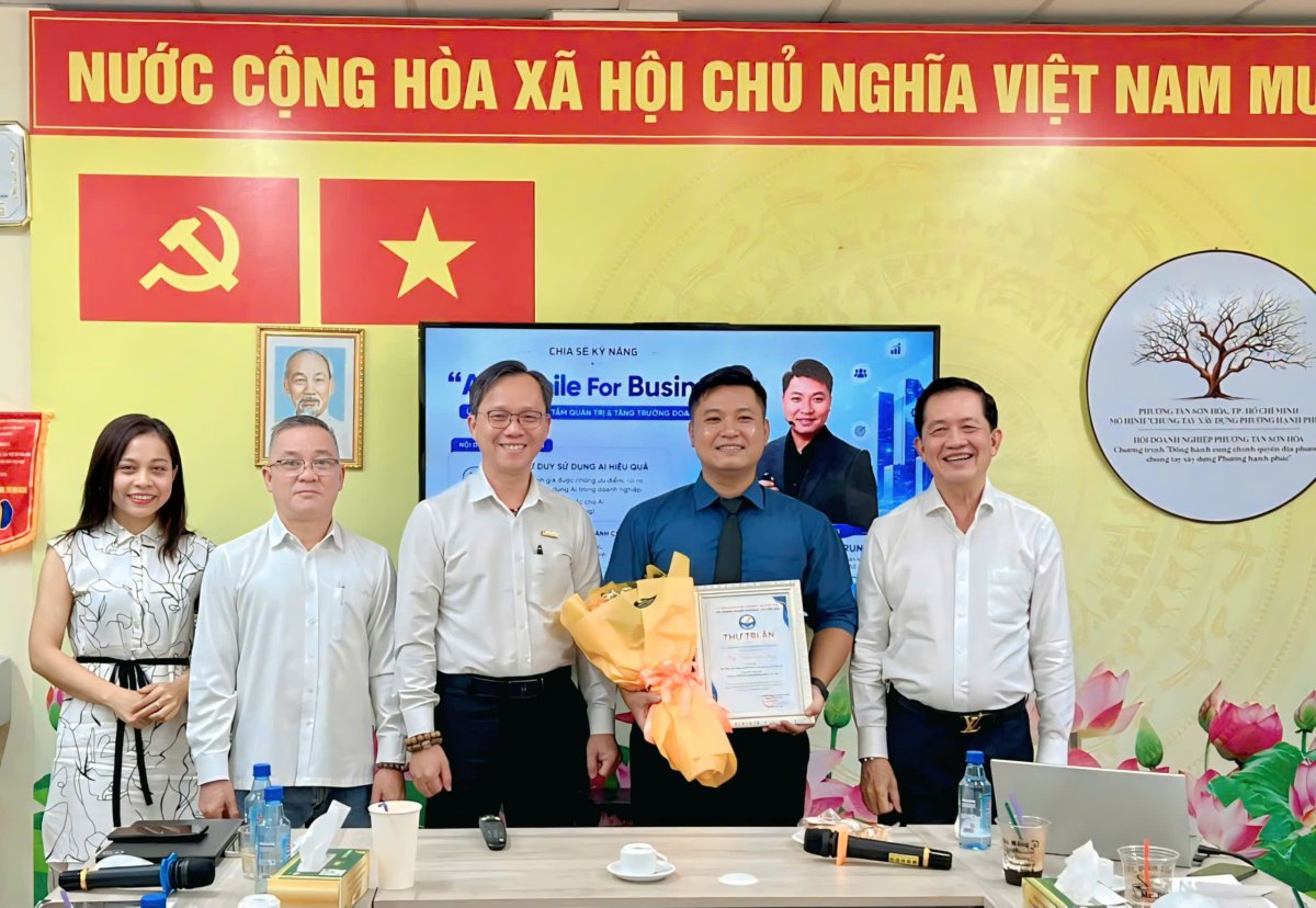 “AI Mobile For Business” - IHRAI đồng hành cùng Hội Doanh nghiệp Phường Tân Sơn Hòa nâng cao năng lực ứng dụng AI vào doanh nghiệp